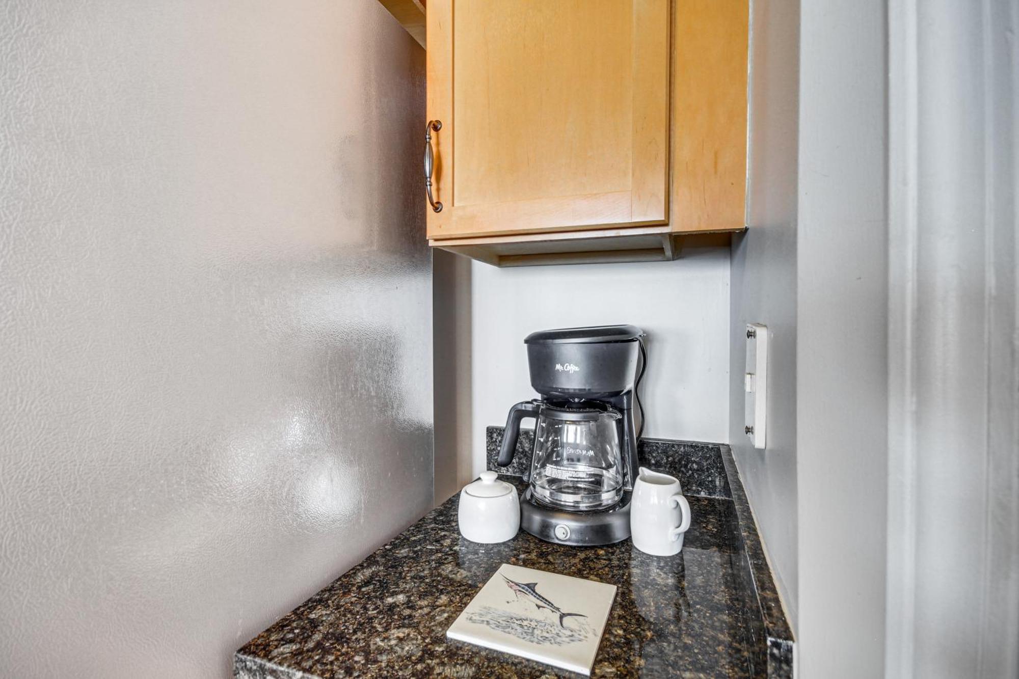 Sleek Gulfport Condo With Ocean Views And Pool Access! Ngoại thất bức ảnh